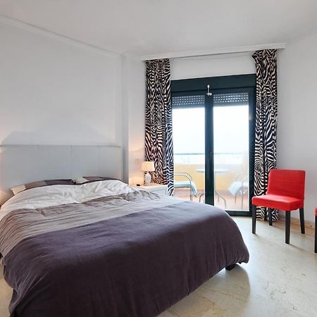 Beach And Town Centre At Your Doorstep Marbella Exterior photo